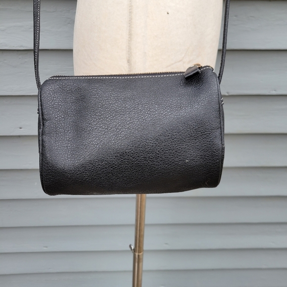 Vintage 90s y2k Esprit Black Vegan Leather Small Mini Oval Barrel Crossbody Bag - Picture 5 of 8